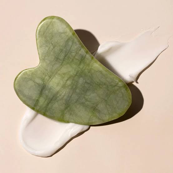 HG Aesthetics | Authentieke Jade Kristallen Hartvorm | Gua Sha