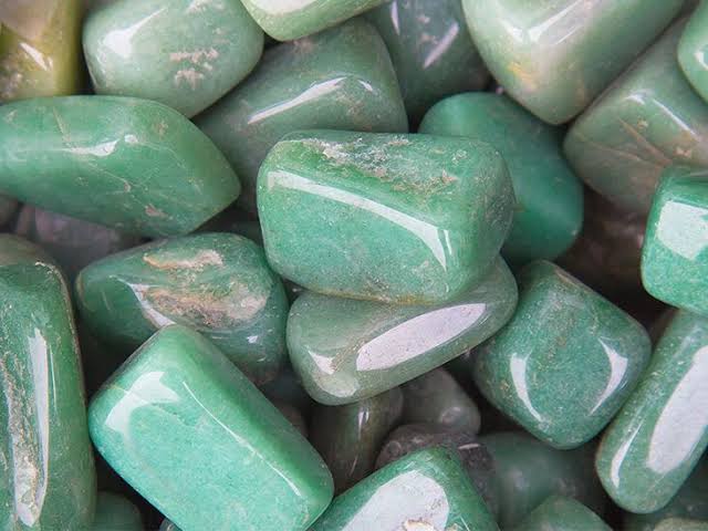 HG Aesthetics | Authentieke Jade Kristallen Hartvorm | Gua Sha