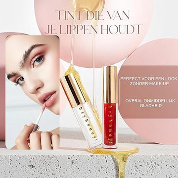 Glossy red lips duo